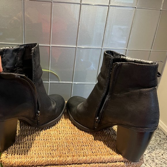 RAMPAGE Ankle Boot Sz 9 1/2M Zip Up w/Faux Side Laces Black 3" Heel - Picture 8 of 12